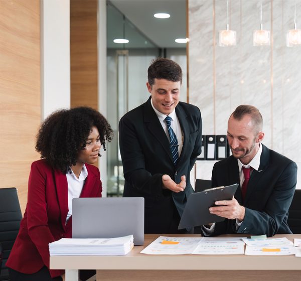 Wie kann eine CRM-Software bei der Generierung von Vertriebsleads helfen?